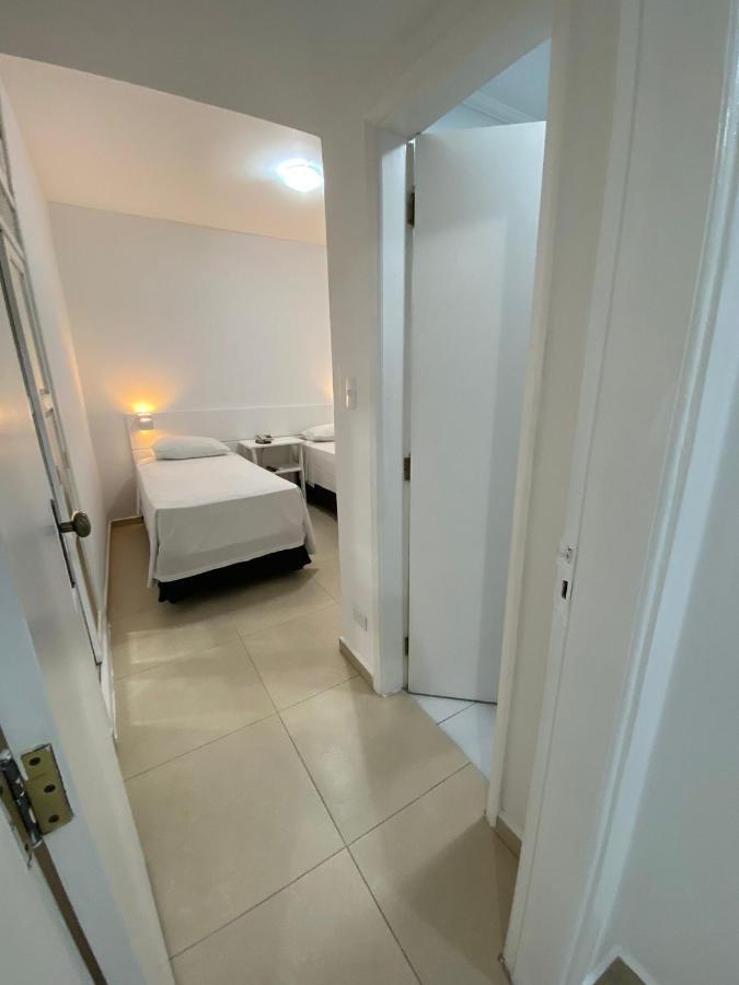 Flat No Centro Gonzaga Proximo A Praia - Santos/Sp Сантос Екстериор снимка